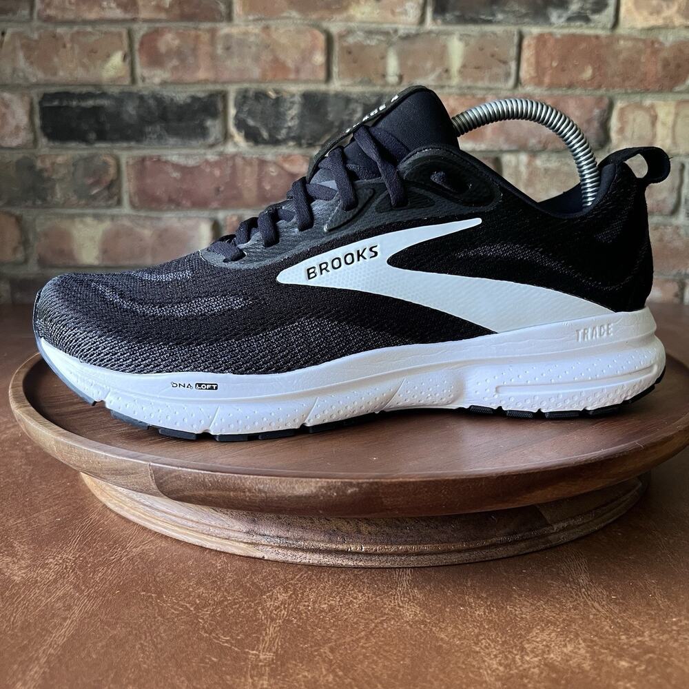 Brooks Trace 4 Trainer Knitted Black Running Shoes Sneakers Women's 9.5 Wide
